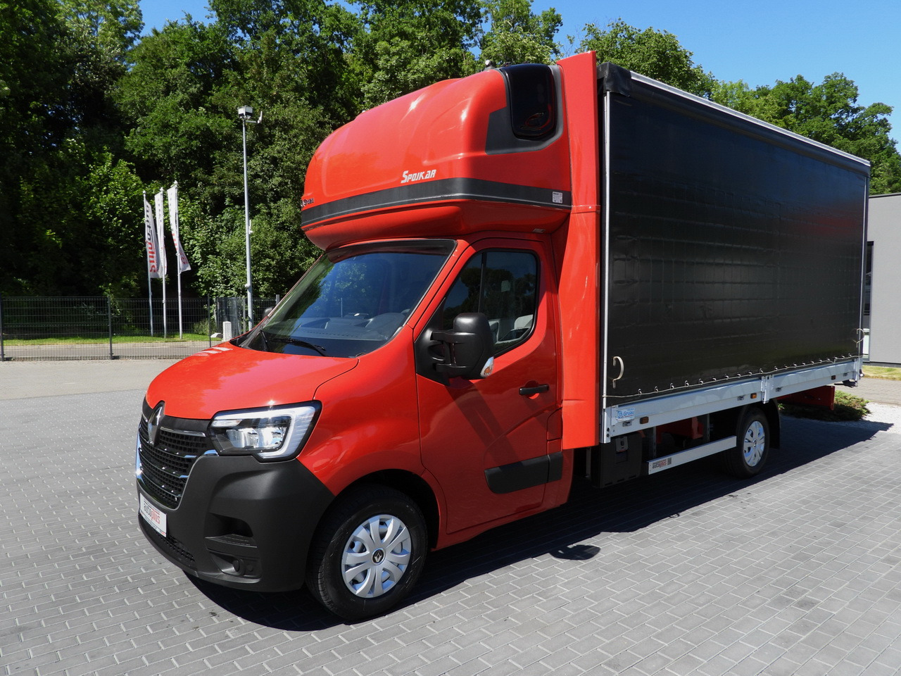 Furgoneta con lona RENAULT MASTER TARPAULIN WEBASTO CRUISE CONTROL LED LIGHTS PNEUMATICS AIR CONDITIONING 165HP: foto 6 Furgoneta con lona RENAULT MASTER TARPAULIN WEBASTO CRUISE CONTROL LED LIGHTS PNEUMATICS AIR CONDITIONING 165HP: foto 6