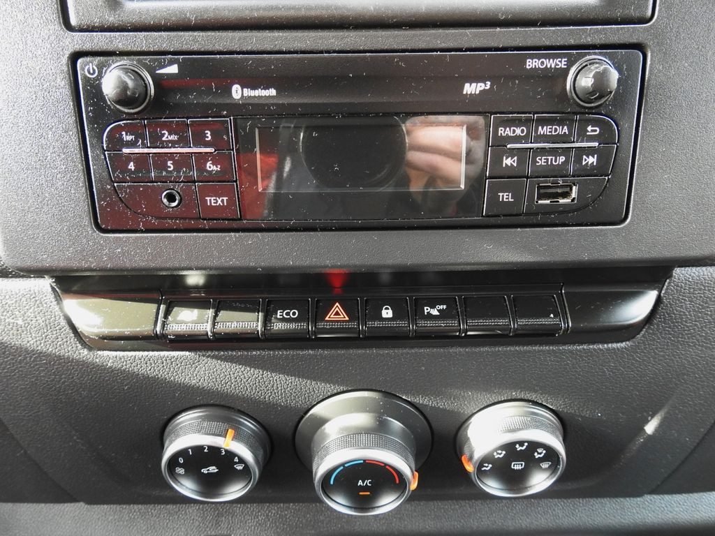 Furgoneta frigorifica Renault MASTER KÜHLKASTENWAGEN 1*C TEMPOMAT KLIMAANLAGE: foto 28