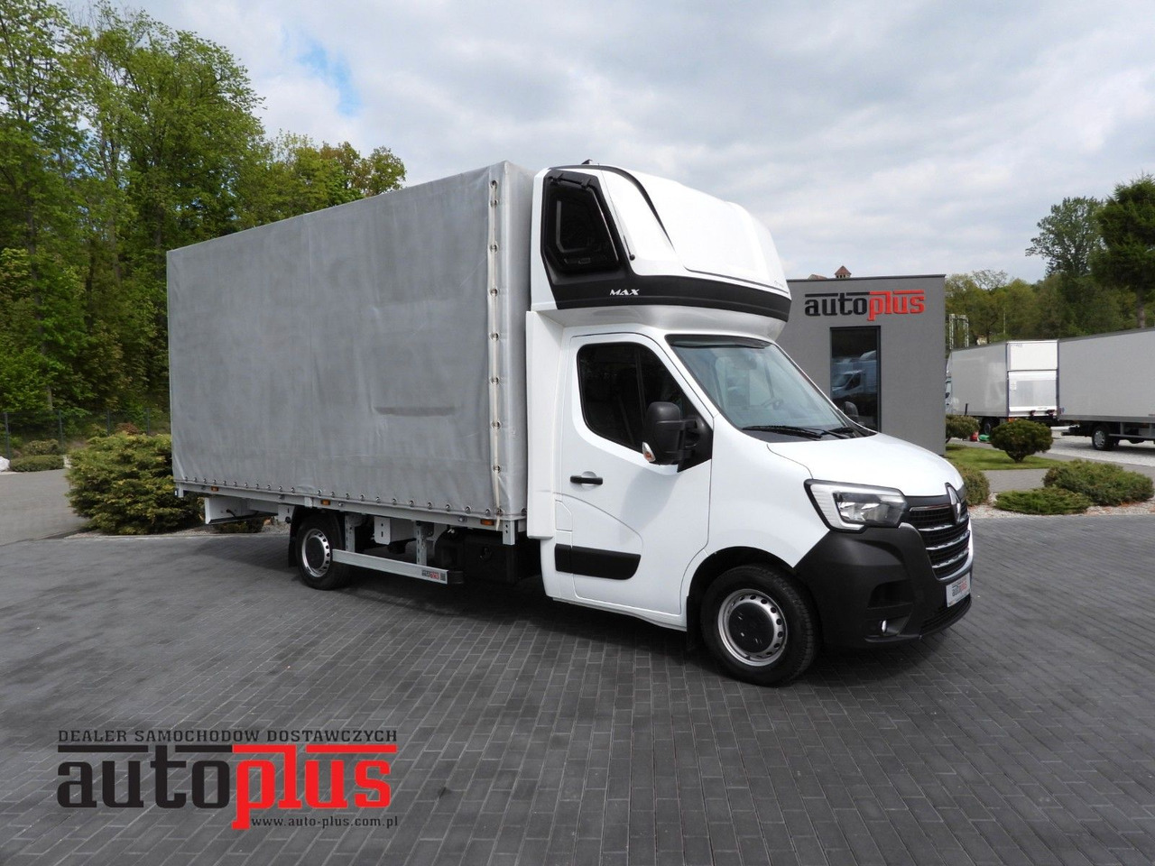Renault MASTER PRITSCHE PLANE 10 PALETTEN WEBASTO A/C - Furgoneta con lona: foto 1 Renault MASTER PRITSCHE PLANE 10 PALETTEN WEBASTO A/C - Furgoneta con lona: foto 1