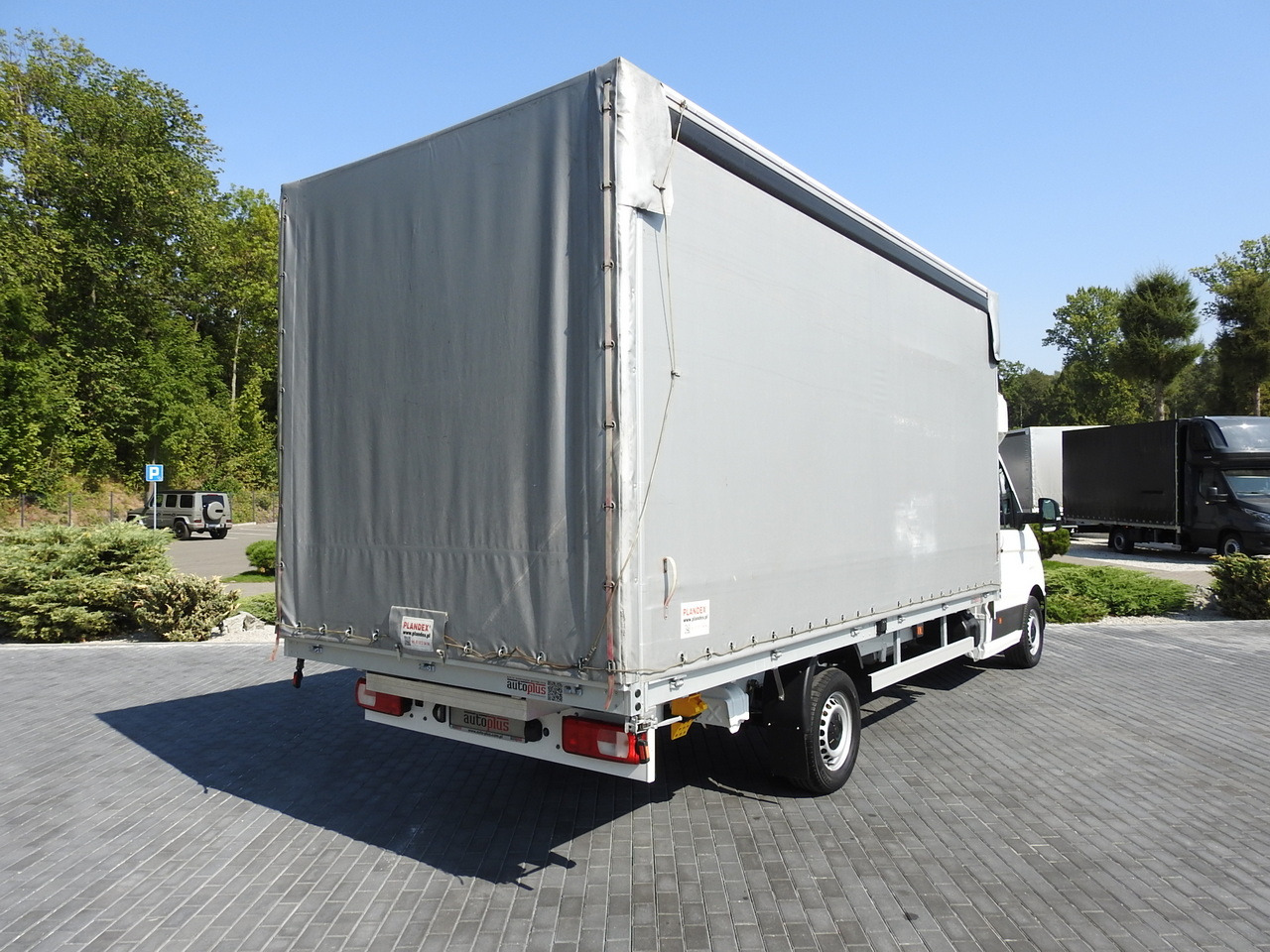 VOLKSWAGEN CRAFTER TARPAULIN 10 PALLETS WEBASTO CRUISE CONTROL AIR CONDITIONING LED LIGHTS  180HP - Furgoneta con lona: foto 3 VOLKSWAGEN CRAFTER TARPAULIN 10 PALLETS WEBASTO CRUISE CONTROL AIR CONDITIONING LED LIGHTS  180HP - Furgoneta con lona: foto 3