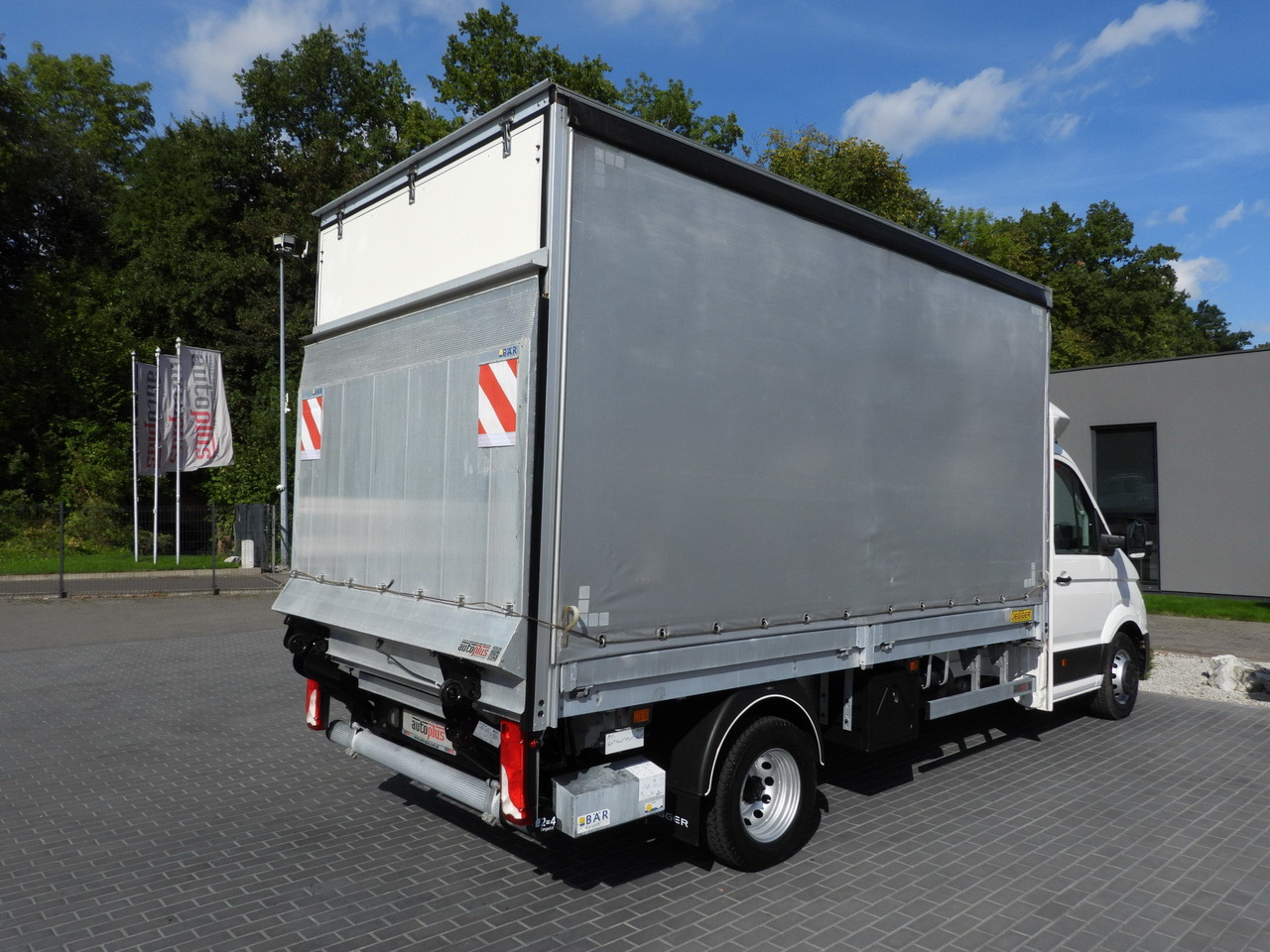 Furgoneta con lona VOLKSWAGEN CRAFTER TARPAULIN LIFT 8 PALLETS CRUISE CONTROL LED LIGHTS TWIN WHEELS AIR CONDITIONING  180HP: foto 13