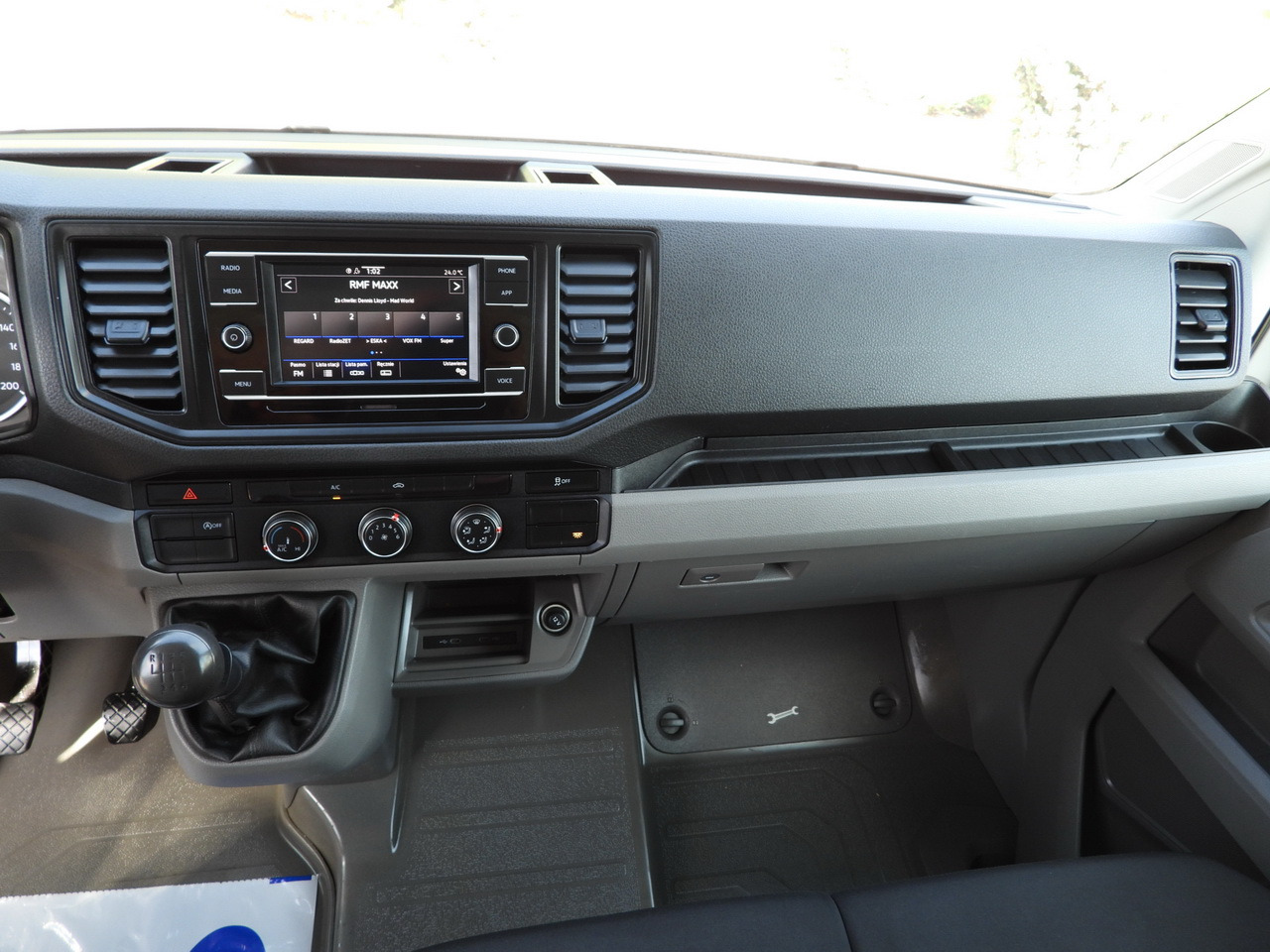 Furgoneta con lona VOLKSWAGEN CRAFTER TARPAULIN LIFT 8 PALLETS CRUISE CONTROL LED LIGHTS TWIN WHEELS AIR CONDITIONING  180HP: foto 31