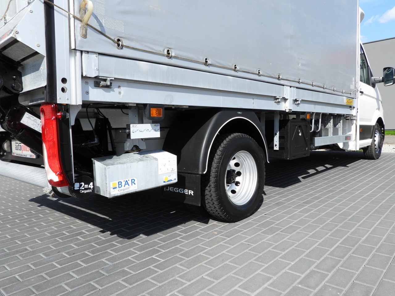 Furgoneta con lona VOLKSWAGEN CRAFTER TARPAULIN LIFT 8 PALLETS CRUISE CONTROL LED LIGHTS TWIN WHEELS AIR CONDITIONING  180HP: foto 19