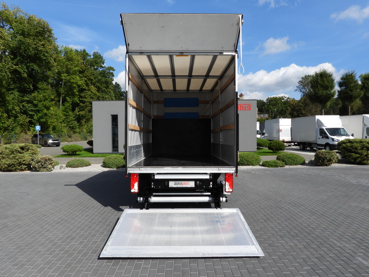 Furgoneta con lona VOLKSWAGEN CRAFTER TARPAULIN LIFT 8 PALLETS CRUISE CONTROL LED LIGHTS TWIN WHEELS AIR CONDITIONING  180HP: foto 15