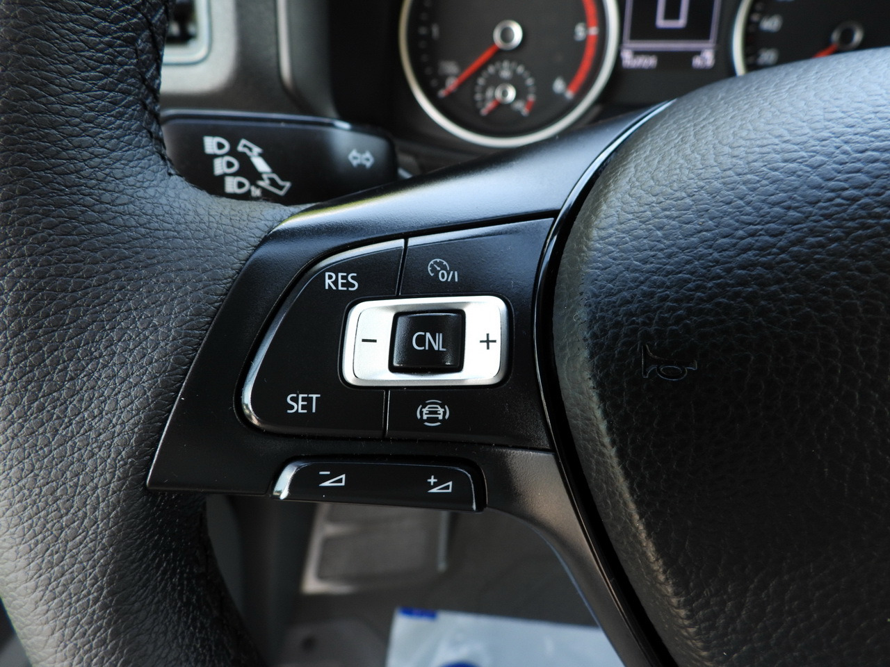 Furgoneta con lona VOLKSWAGEN CRAFTER TARPAULIN LIFT 8 PALLETS CRUISE CONTROL LED LIGHTS TWIN WHEELS AIR CONDITIONING  180HP: foto 36