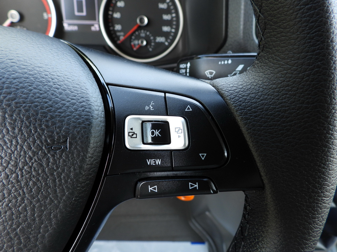 Furgoneta con lona VOLKSWAGEN CRAFTER TARPAULIN LIFT 8 PALLETS CRUISE CONTROL LED LIGHTS TWIN WHEELS AIR CONDITIONING  180HP: foto 37