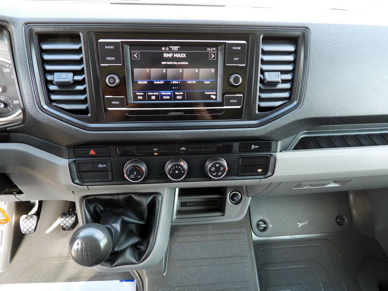 Furgoneta con lona VOLKSWAGEN CRAFTER TARPAULIN LIFT 8 PALLETS CRUISE CONTROL LED LIGHTS TWIN WHEELS AIR CONDITIONING  180HP: foto 38