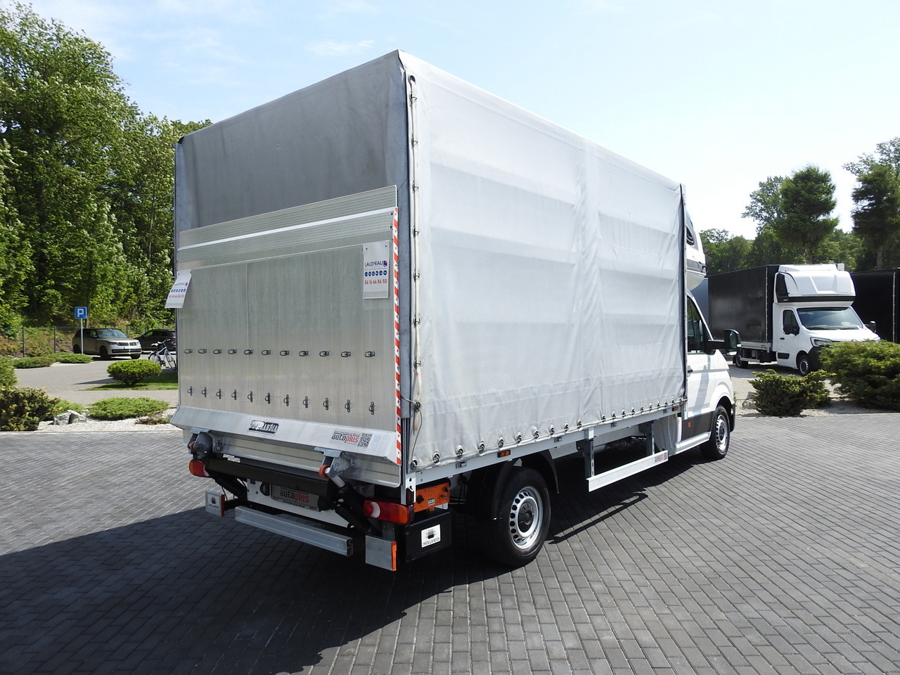 VOLKSWAGEN CRAFTER TARPAULIN LIFT 8 PALLETS WEBASTO CRUISE CONTROL 180HP - Furgoneta con lona: foto 3 VOLKSWAGEN CRAFTER TARPAULIN LIFT 8 PALLETS WEBASTO CRUISE CONTROL 180HP - Furgoneta con lona: foto 3