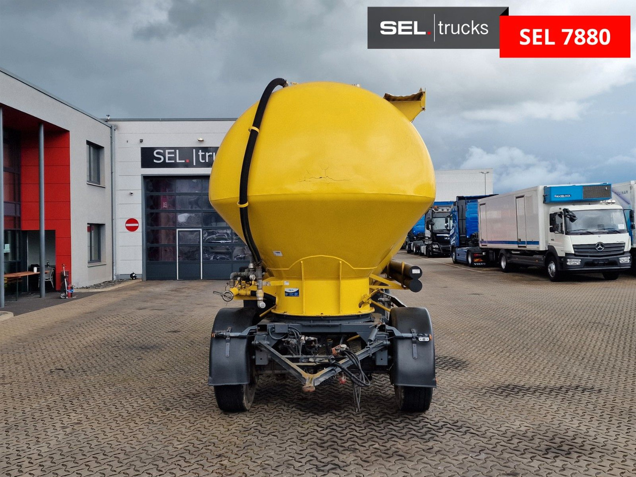 Feldbinder H.EUT 30.2 / 30.000 l - Remolque cisterna: foto 2 Feldbinder H.EUT 30.2 / 30.000 l - Remolque cisterna: foto 2