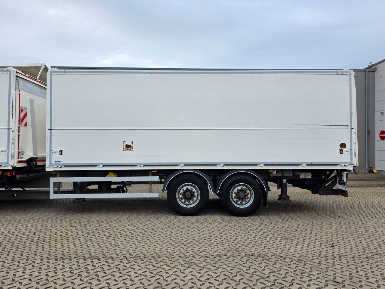 Camión transporte de bebidas Iveco Stralis 420 / Ldbw /  Lenkachse / Liftachse: foto 36