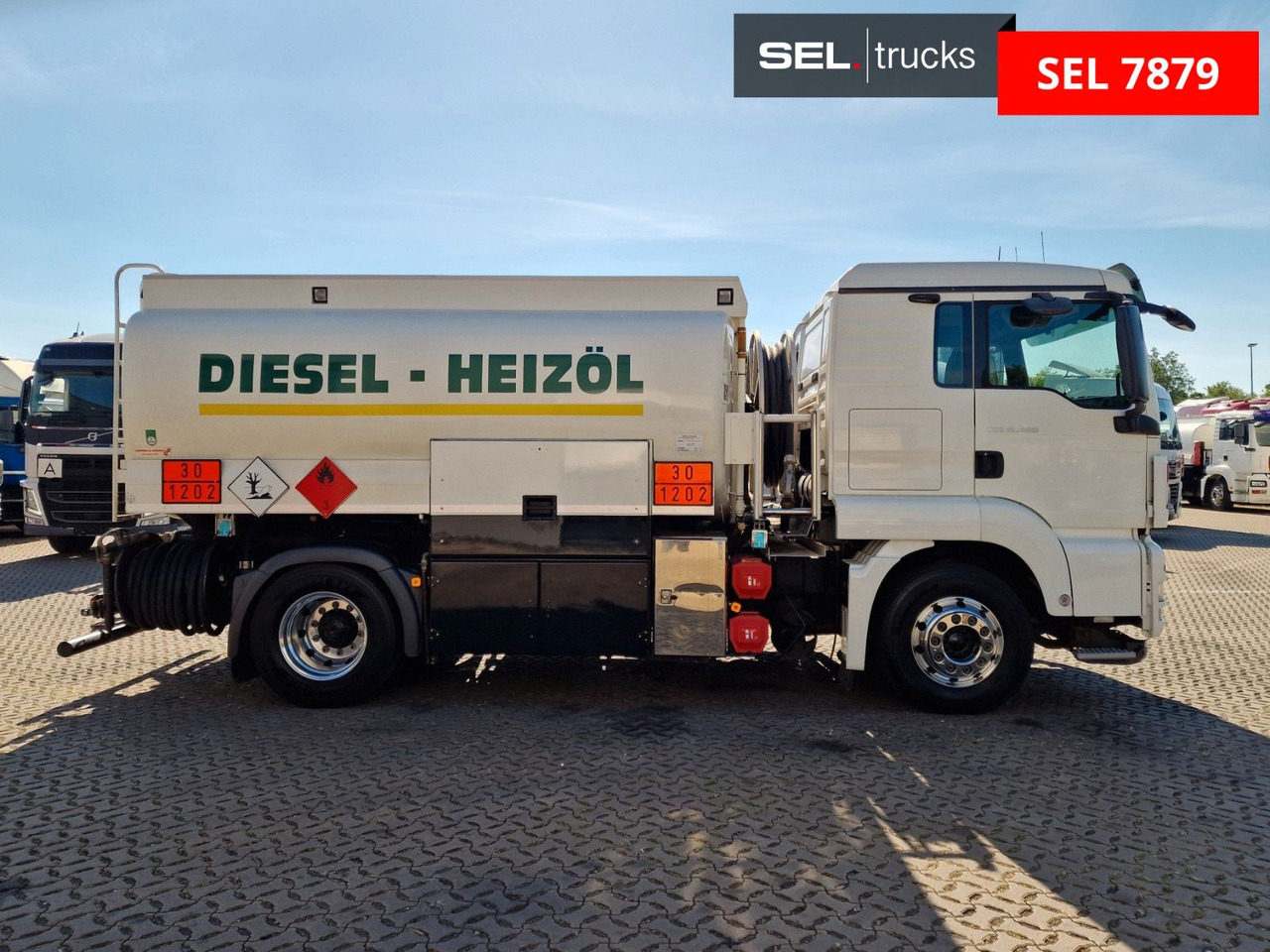 MAN TGS 18.480 4X2 LL / Intarder / ADR AT / 14.000 l - Camión cisterna: foto 4 MAN TGS 18.480 4X2 LL / Intarder / ADR AT / 14.000 l - Camión cisterna: foto 4
