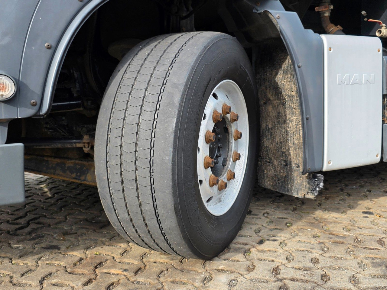 Camión cisterna MAN TGS 26.440 6X2-2 LL / ADR AT / 3 Kamm. / Lenkac.: foto 43