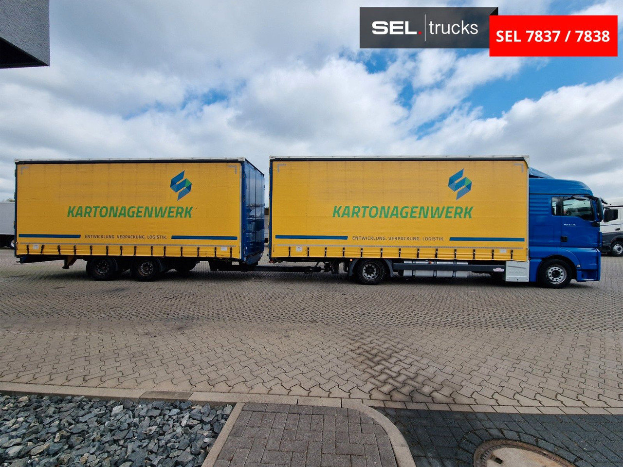 MAN TGX 18.440 4X2 LL-U/ Intarder /Hubdach/Durchlade - Camión lona: foto 4 MAN TGX 18.440 4X2 LL-U/ Intarder /Hubdach/Durchlade - Camión lona: foto 4