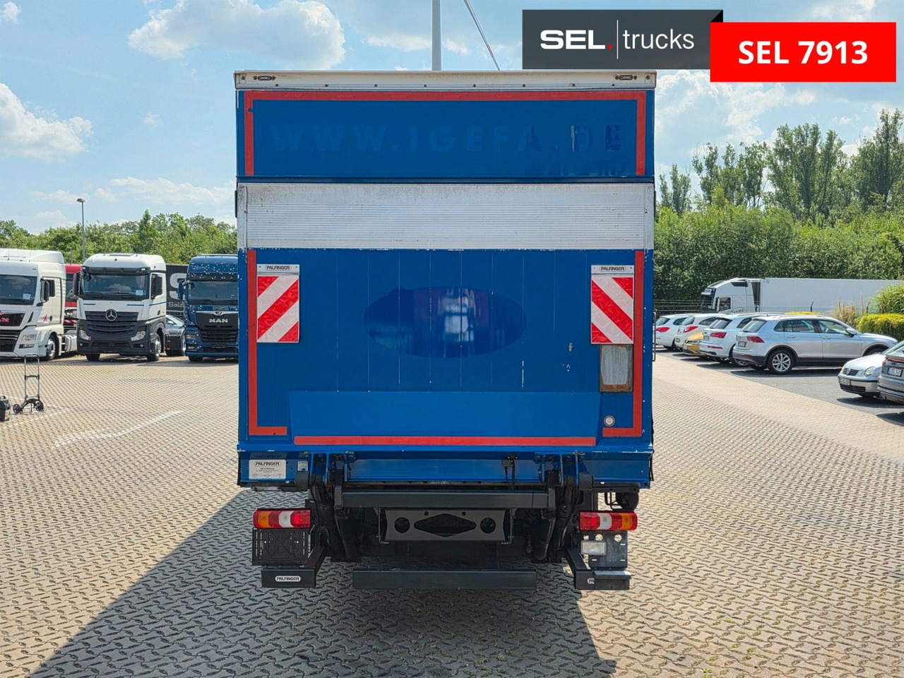 Camión caja cerrada Mercedes-Benz Atego 1221 / Ladebordwand: foto 6