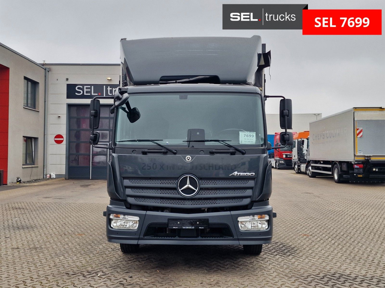 Mercedes-Benz Atego 1221 / Ladebordwand - Camión lona: foto 2 Mercedes-Benz Atego 1221 / Ladebordwand - Camión lona: foto 2