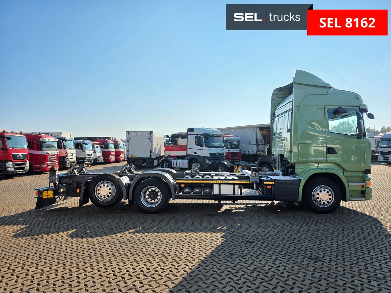 Scania R 450 LB6X2MNB / Retarder / STandklima - Camión portacontenedore/ Intercambiable: foto 4 Scania R 450 LB6X2MNB / Retarder / STandklima - Camión portacontenedore/ Intercambiable: foto 4