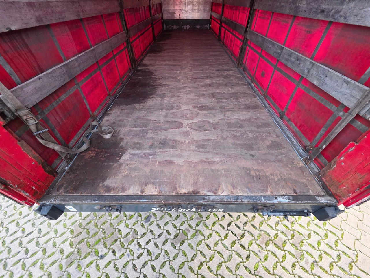 Semirremolque transporte de bebidas Schwarzmüller SJ: foto 14