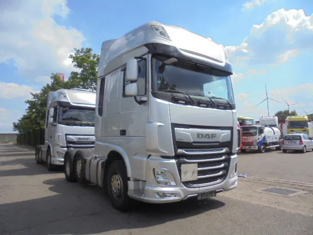 DAF XF 450 FTG 6X2 SUPER SPACE - Cabeza tractora: foto 3 DAF XF 450 FTG 6X2 SUPER SPACE - Cabeza tractora: foto 3