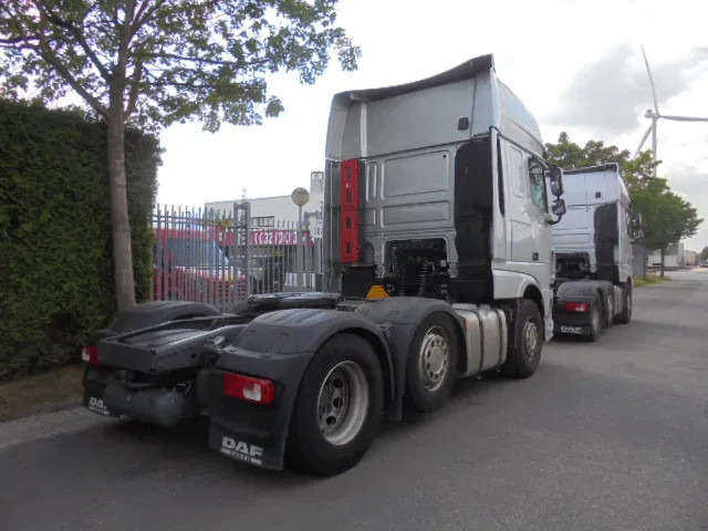 DAF XF 450 FTG 6X2 SUPER SPACE DUITSE BRIEF - Cabeza tractora: foto 4 DAF XF 450 FTG 6X2 SUPER SPACE DUITSE BRIEF - Cabeza tractora: foto 4