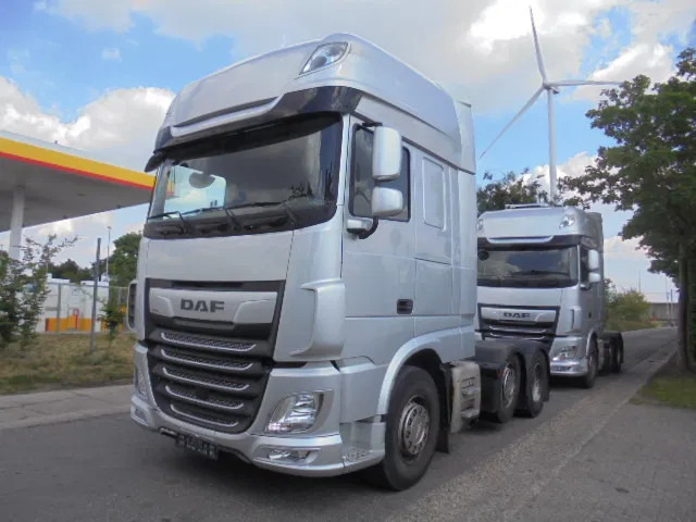DAF XF 450 FTG 6X2 SUPER SPACE DUITSE BRIEF - Cabeza tractora: foto 1 DAF XF 450 FTG 6X2 SUPER SPACE DUITSE BRIEF - Cabeza tractora: foto 1