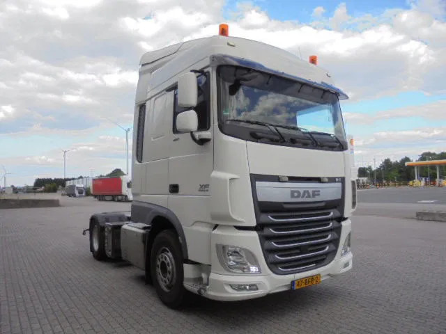 DAF XF 460 NL TRUCK MET COMPRESSOR APK 16-05-2026 - Cabeza tractora: foto 3 DAF XF 460 NL TRUCK MET COMPRESSOR APK 16-05-2026 - Cabeza tractora: foto 3