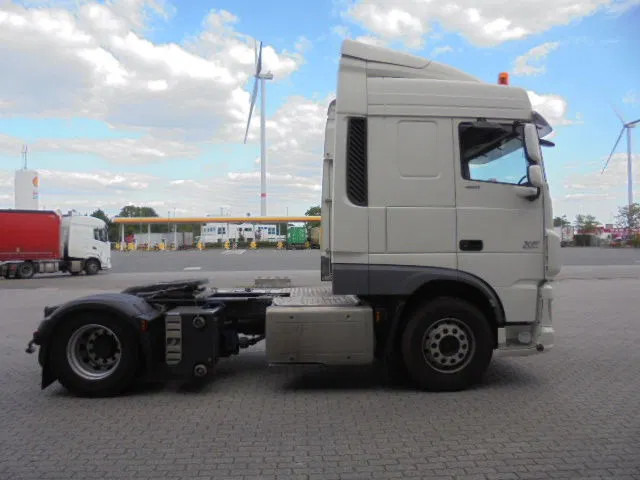 DAF XF 460 NL TRUCK MET COMPRESSOR APK 16-05-2026 - Cabeza tractora: foto 4 DAF XF 460 NL TRUCK MET COMPRESSOR APK 16-05-2026 - Cabeza tractora: foto 4