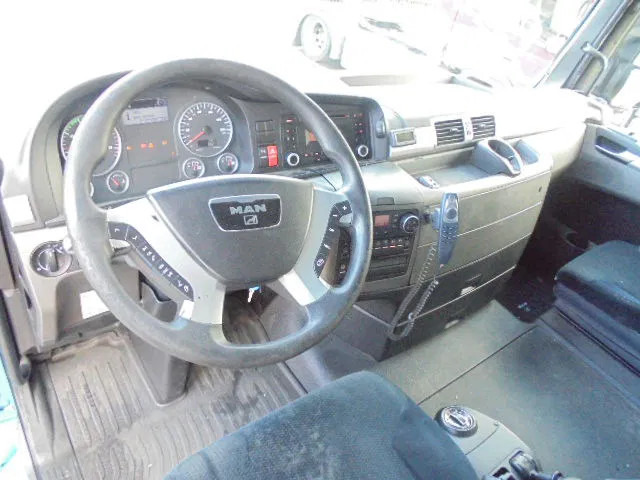 Leasing de MAN TGA 26.360 26.360 6X2/2 BLS MAN TGA 26.360 26.360 6X2/2 BLS: foto 9