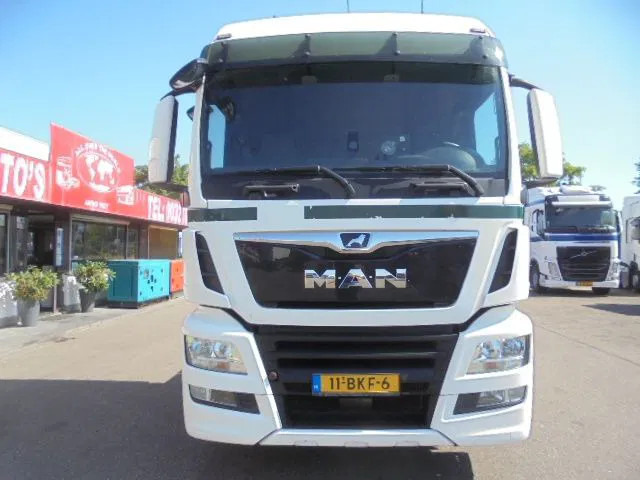 MAN TGS 320 LX - Cabeza tractora: foto 2 MAN TGS 320 LX - Cabeza tractora: foto 2