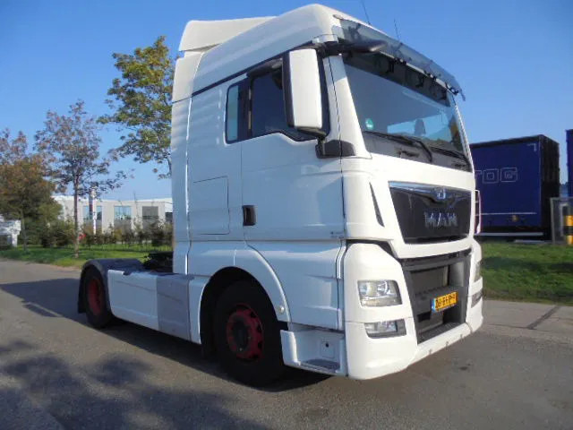 MAN TGX 18.400 XL - Cabeza tractora: foto 3 MAN TGX 18.400 XL - Cabeza tractora: foto 3