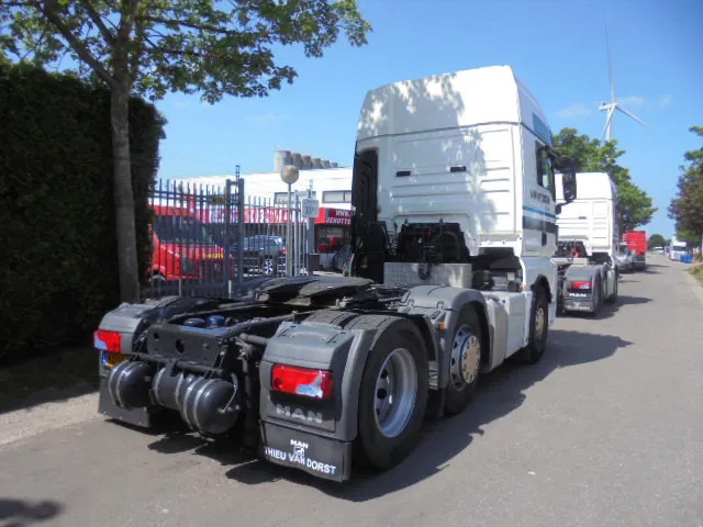 MAN TGX 26.500 XXL NL TRUCK SMART TACHO 16X IN STOCK - Cabeza tractora: foto 5 MAN TGX 26.500 XXL NL TRUCK SMART TACHO 16X IN STOCK - Cabeza tractora: foto 5