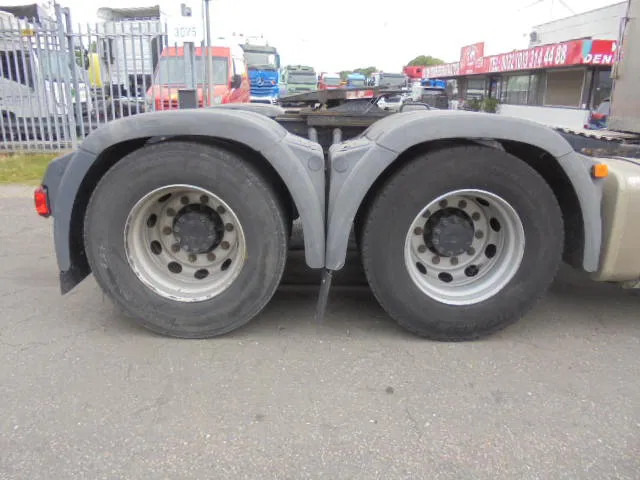 Cabeza tractora MAN TGX 33.480 6X4 Manual Gearbox Retarder: foto 16