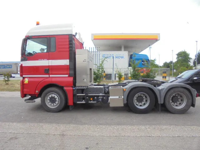 Cabeza tractora MAN TGX 33.480 6X4 Manual Gearbox Retarder: foto 15