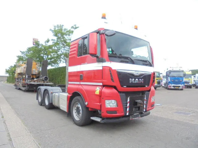 MAN TGX 33.480 6X4 Manual Gearbox Retarder - Cabeza tractora: foto 3 MAN TGX 33.480 6X4 Manual Gearbox Retarder - Cabeza tractora: foto 3