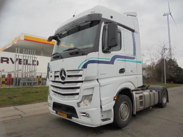 Mercedes-Benz Actros 1943 LS - Cabeza tractora: foto 1 Mercedes-Benz Actros 1943 LS - Cabeza tractora: foto 1