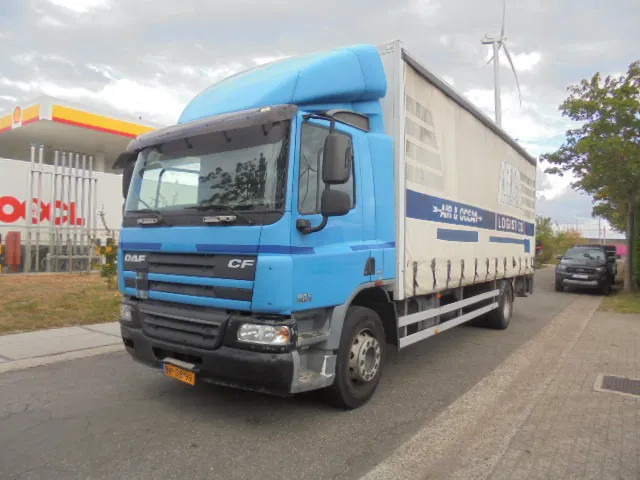 DAF CF 65 220 NL KENTEKEN - Camión caja cerrada: foto 1 DAF CF 65 220 NL KENTEKEN - Camión caja cerrada: foto 1