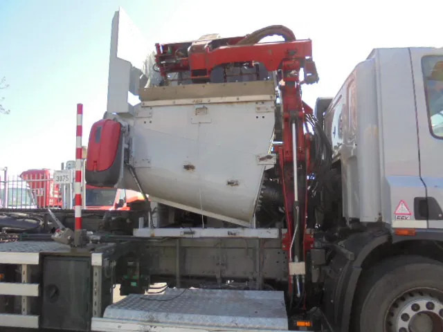 DAF CF 75.310 FAN 6x2 NL TRUCK - Camión chasis: foto 4 DAF CF 75.310 FAN 6x2 NL TRUCK - Camión chasis: foto 4