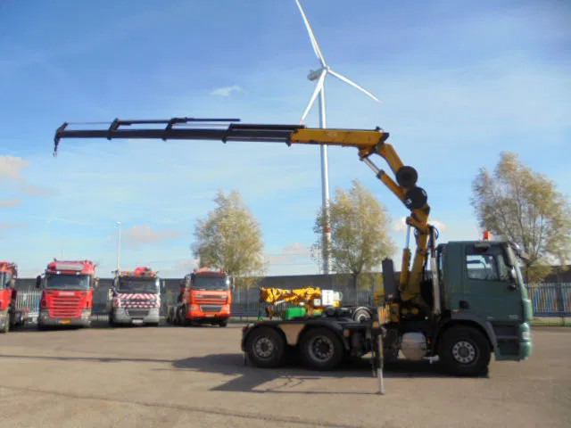 DAF CF 85.410 6X2 NL TRUCK - Camión grúa: foto 4 DAF CF 85.410 6X2 NL TRUCK - Camión grúa: foto 4