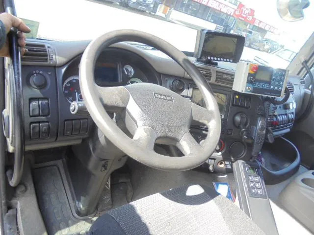 Camión de basura DAF FAN CF75-250 6X2: foto 16