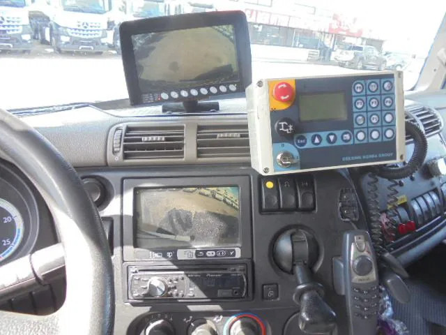 Camión de basura DAF FAN CF75-250 6X2: foto 15