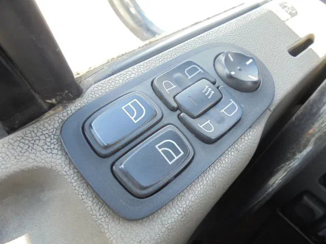 Camión de basura DAF FAN CF75-250 6X2: foto 19