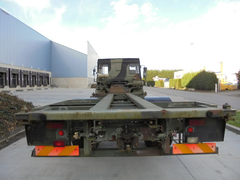 DAF YA 5444 4X4 BDF - Camión portacontenedore/ Intercambiable: foto 4 DAF YA 5444 4X4 BDF - Camión portacontenedore/ Intercambiable: foto 4