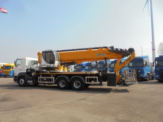 Leasing de Hino 700 6X4 2IN STOCK Hino 700 6X4 2IN STOCK: foto 10