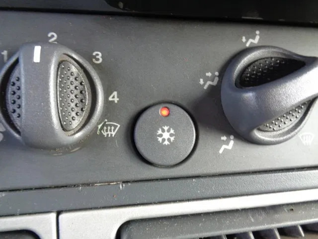 Camión de basura Iveco C3127N: foto 13