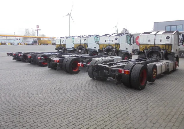 Mercedes-Benz ACTROS 2340 LL 6X2 KASSBOHRER - Camión portavehículos: foto 4 Mercedes-Benz ACTROS 2340 LL 6X2 KASSBOHRER - Camión portavehículos: foto 4