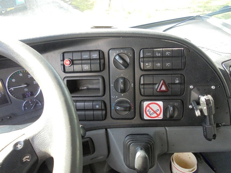 Camión caja cerrada Mercedes-Benz Actros 1841 ACTROS 1841 L: foto 13 Camión caja cerrada Mercedes-Benz Actros 1841 ACTROS 1841 L: foto 13
