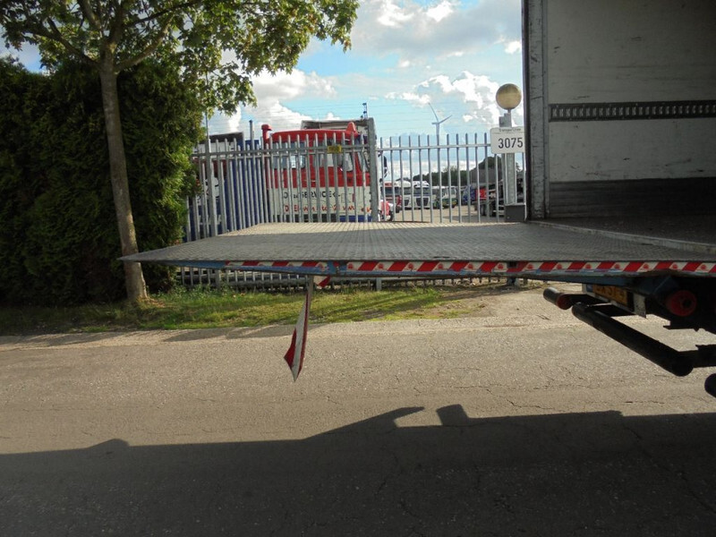 Camión caja cerrada Mercedes-Benz Actros 1841 ACTROS 1841 L: foto 8 Camión caja cerrada Mercedes-Benz Actros 1841 ACTROS 1841 L: foto 8