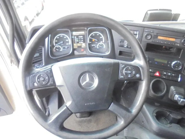 Camión portavehículos Mercedes-Benz Actros 2340 LL 6X2: foto 8 Camión portavehículos Mercedes-Benz Actros 2340 LL 6X2: foto 8