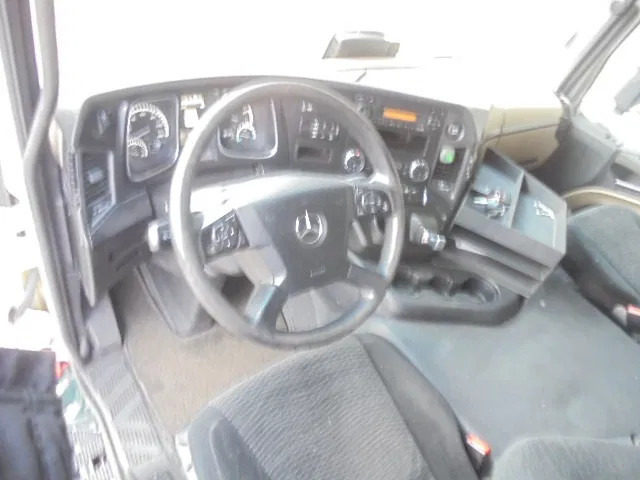 Camión portavehículos Mercedes-Benz Actros 2340 LL 6X2: foto 7 Camión portavehículos Mercedes-Benz Actros 2340 LL 6X2: foto 7