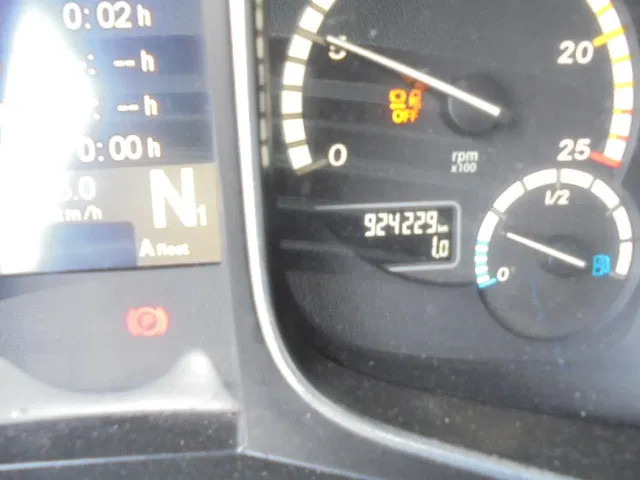 Camión portavehículos Mercedes-Benz Actros 2340 LL 6X2: foto 9 Camión portavehículos Mercedes-Benz Actros 2340 LL 6X2: foto 9