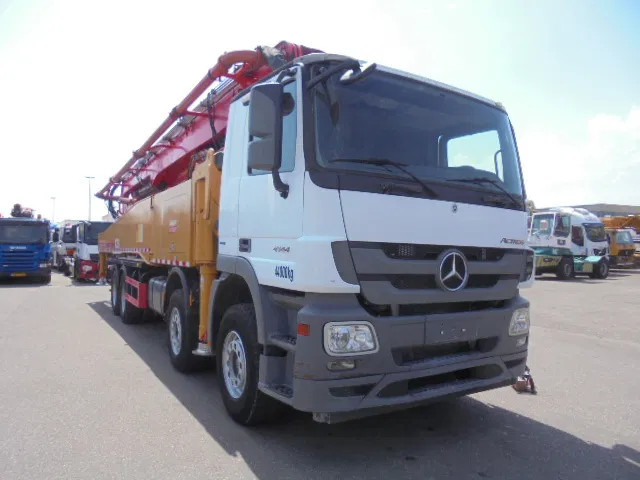 Mercedes-Benz Actros 4144 8X4 SANY 56M BETONPOMP - Camión bomba de hormigón: foto 4 Mercedes-Benz Actros 4144 8X4 SANY 56M BETONPOMP - Camión bomba de hormigón: foto 4